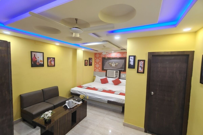 Bedroom 3, Hotel OPS, Kolkata