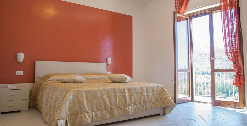 Bedroom 2, Agriturismo L'Oasi, Salerno