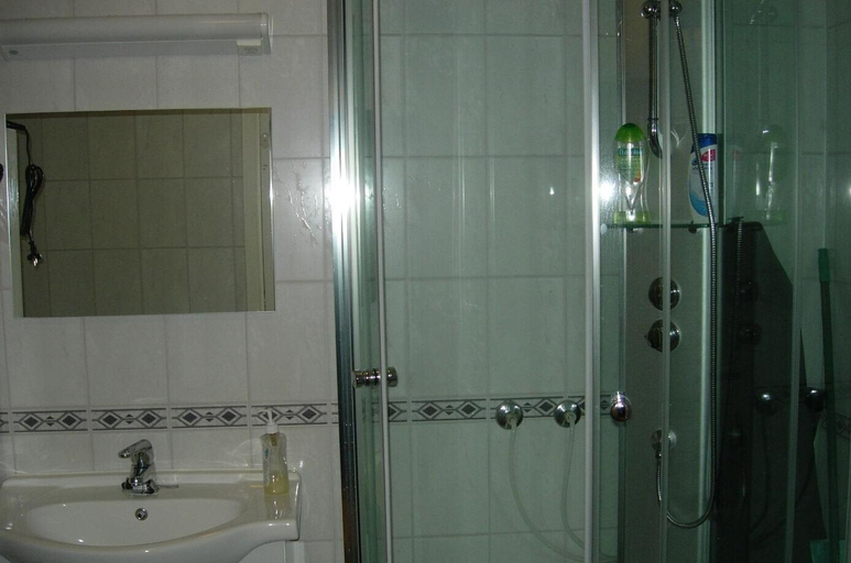 Bathroom 4, Håkon Gjestehus, Kåfjord