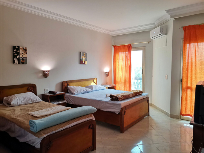 Bedroom 3, Golden Rose Hotel, Al-Ghurdaqah