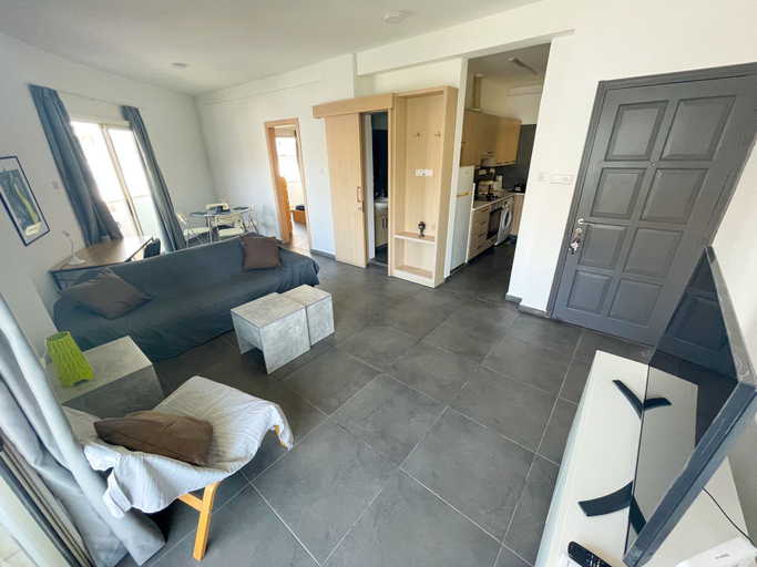 Others 3, High Speed Holiday Apartment, Larnaca