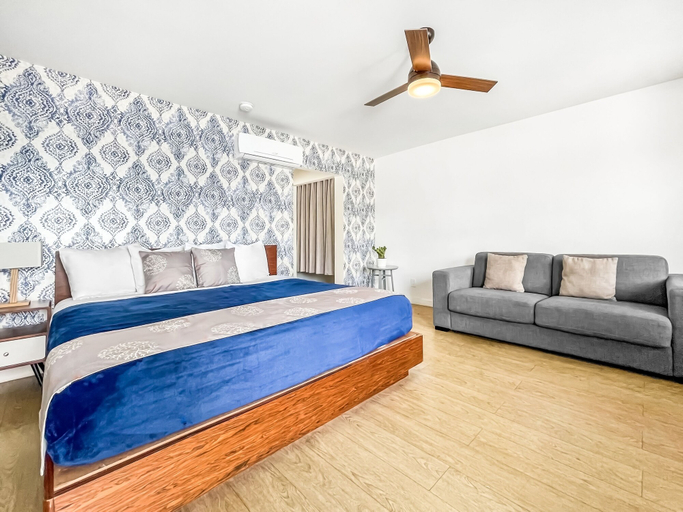 Bedroom 2, Ocean's Sound Hotel, Broward