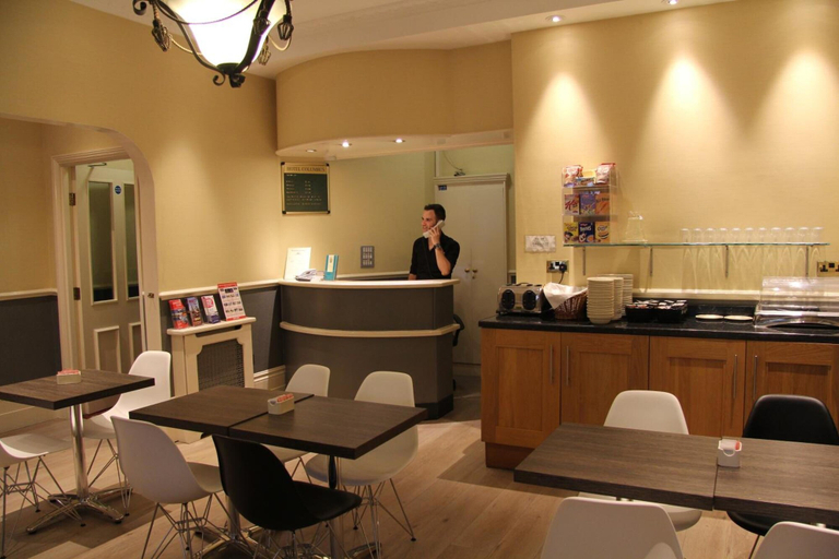 Food & Drinks 5, Columbus Hotel, London