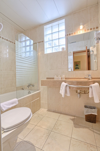 Bathroom, 121 Paris Hotel, Paris