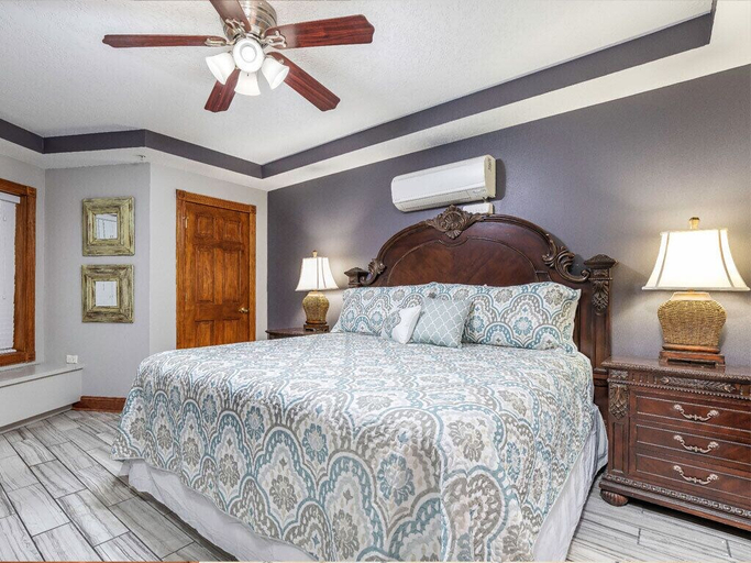 Bedroom 3, Colony 221, Chatham