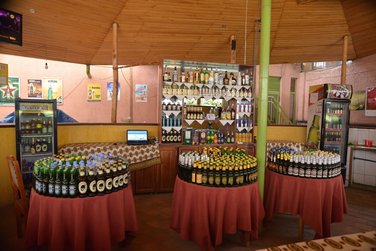 Food & Drinks 5, Sawa Sawa Motel, Rubavu