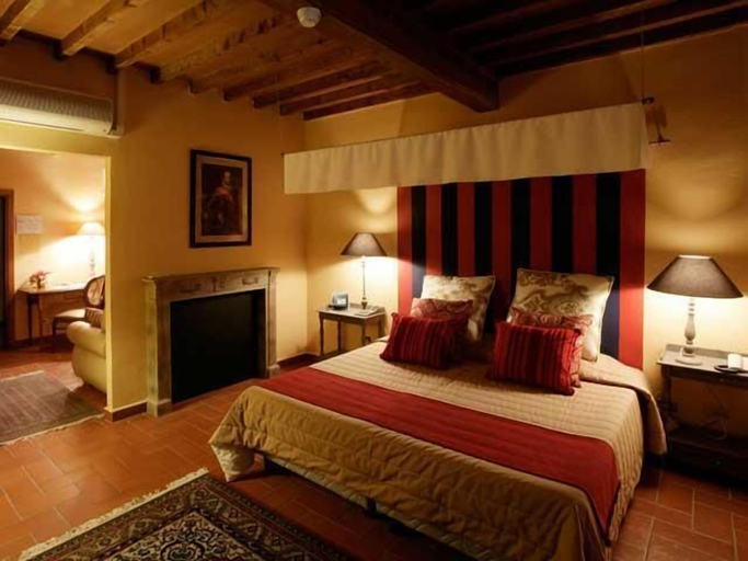 Bedroom 3, Hotel Miravalle, Pisa