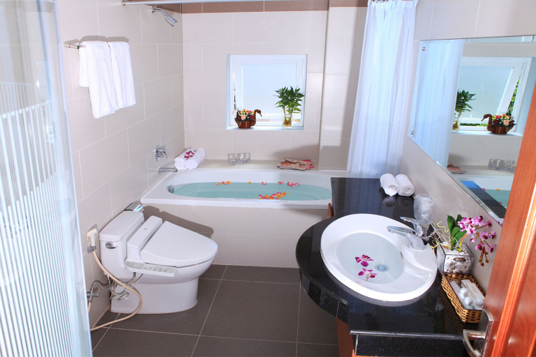 Bathroom, Grand Villa Residence, Vũng Tàu