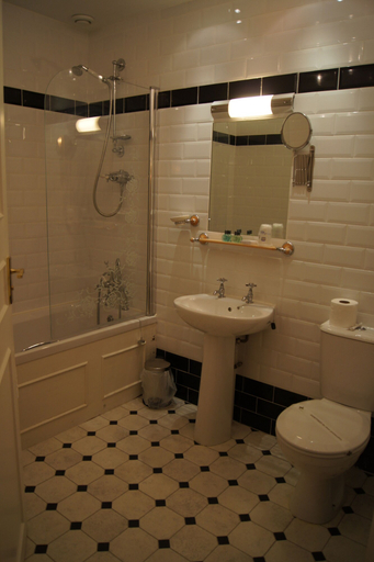 Bathroom 4, The Bulkeley Hotel, Anglesey