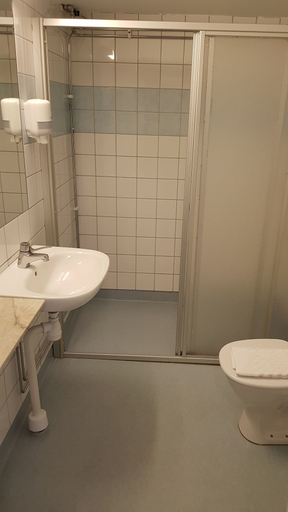 Bathroom 4, City Hotel, Kristinehamn