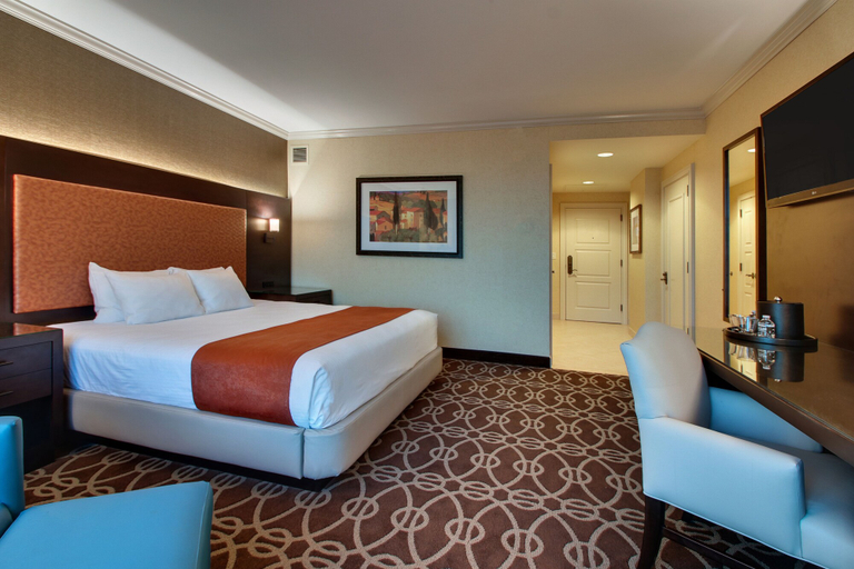 Bedroom 2, Argosy Casino & Hotel, Kansas City