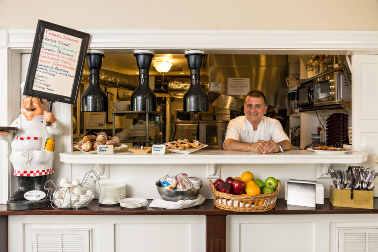 Food & Drinks 5, Crowne Pointe Historic Inn Adults Only, Barnstable