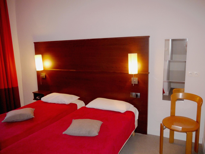 Bedroom 4, Hotel Ambassadeurs, Haute-Garonne