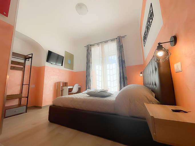 Bedroom 3, Cinemovie Guesthouse, Roma
