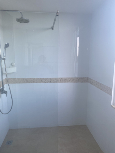 Bathroom, Paraiso, Guayacanes