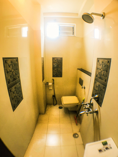 Bathroom 4, Krishna Palace - A Heritage Boutique Hotel, Jaipur