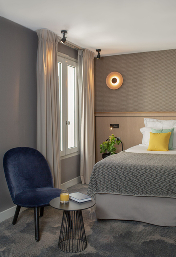 Bedroom 3, Hotel Opera Marigny, Paris