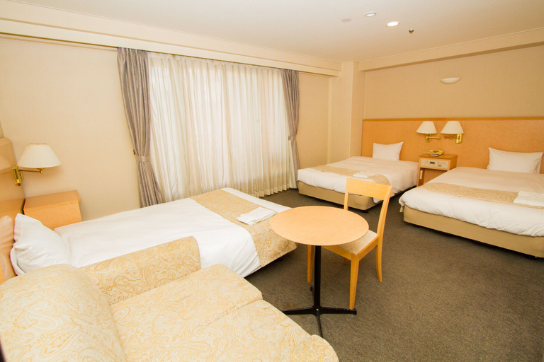 Bedroom 3, Hotel Yokohama Camelot Japan, Yokohama