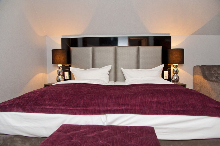 Bedroom 4, Arena Villa am Wasserpark, Frankfurt am Main