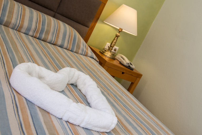 Bedroom 2, Aethria Hotel, East Macedonia and Thrace