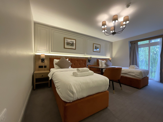 Bedroom 3, The Old Mill Hotel, Bath and North East Somerset