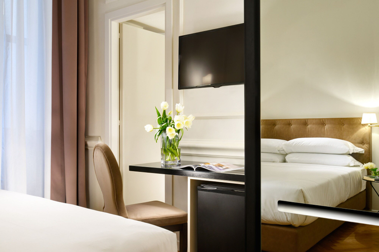 Bedroom 2, Splendor Suite Rome - Suites and Apartments, Rome