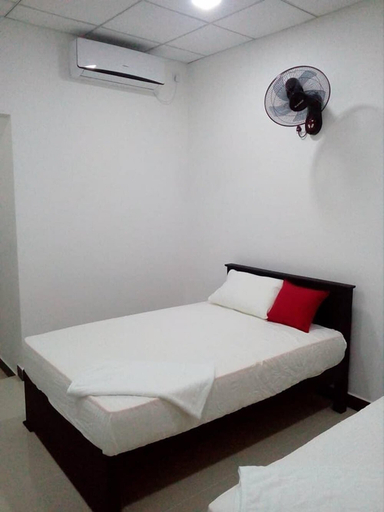 Bedroom 2, The Saliyawewa Cabins, Karuwalagaswewa