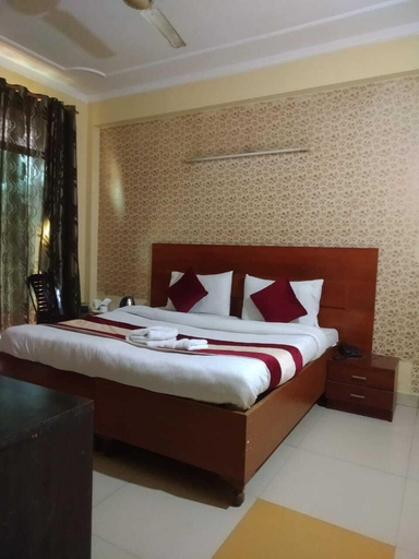 Bedroom 2, Ashvin Palace, Gurgaon