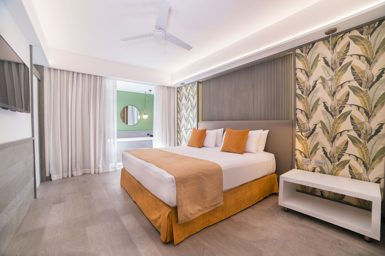 Bedroom 4, Catalonia Playa Maroma – All Inclusive, Cozumel