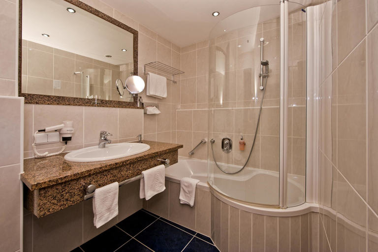 Bathroom 5, Wellnesshotel Schönruh - Adults Only, Innsbruck Land