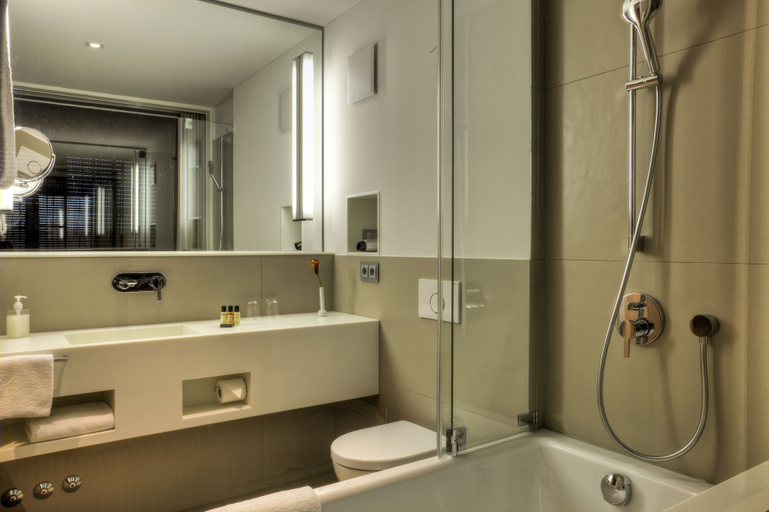 Bathroom 4, Hotel zur Post Aschheim, München