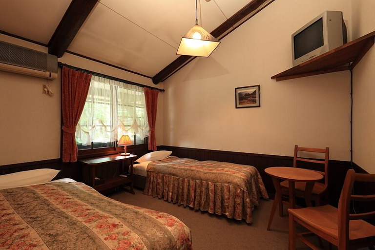 Bedroom 4, Hakuba Pension Karunaju, Hakuba