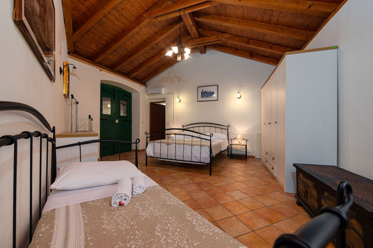 Bedroom 3, Villa Oak, Benkovac
