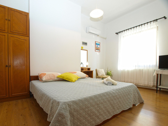 Bedroom 2, Apartment 1965, Pula
