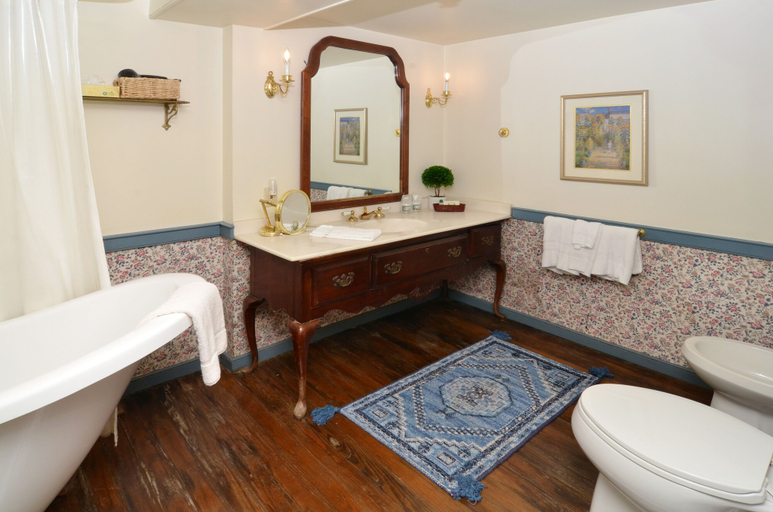 Bathroom 3, Duling Kurtz House & Country Inn, Chester