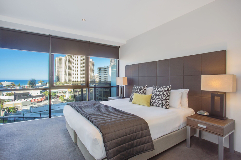 Bedroom 2, Mantra Circle on Cavill, Gold Coast