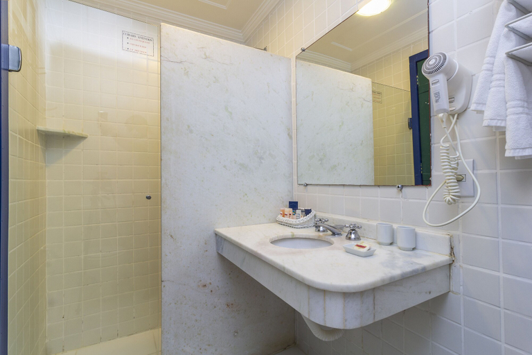 Bathroom 5, Pousada Porto Imperial, Parati