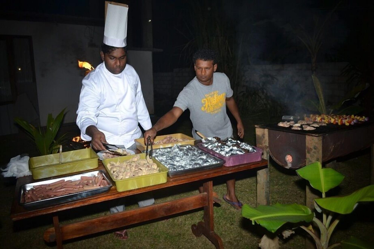 Food & Drinks 5, Mihini hotel, Hingurakgoda