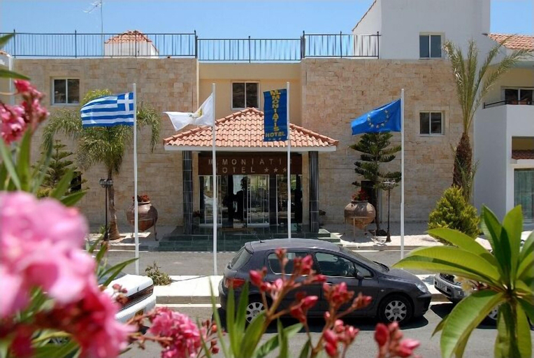 Exterior & Views 2, Moniatis Hotel