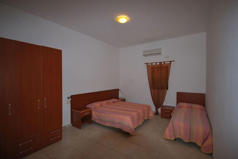 Bedroom 3, Villaggio Santo Stefano, Foggia