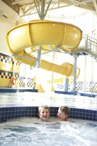 Sport & Beauty 3, Deerfoot Inn & Casino, Division No. 6