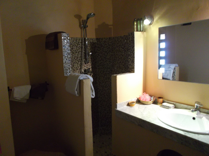 Bathroom 4, Dar Sultan, Tanger-Assilah