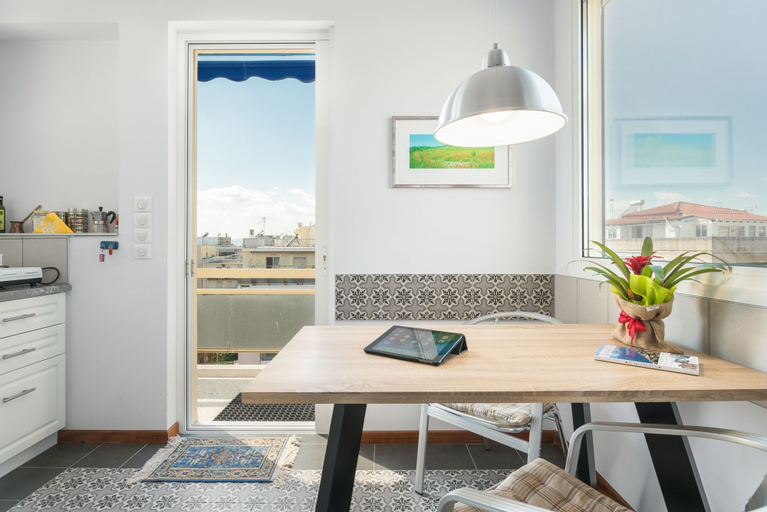Others 5, City Penthouse ENA, Peloponnese