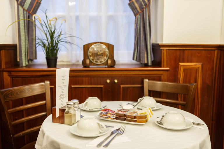 Food & Drinks 5, Regency House, London