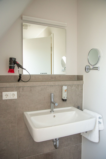 Bathroom 5, 21rooms, Ingolstadt