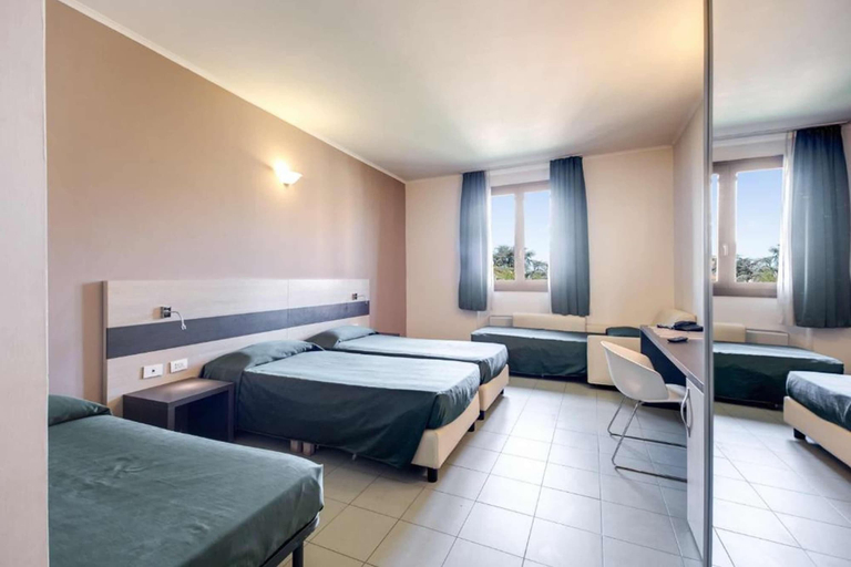 Bedroom 2, Hotel Alba Roma, Rome