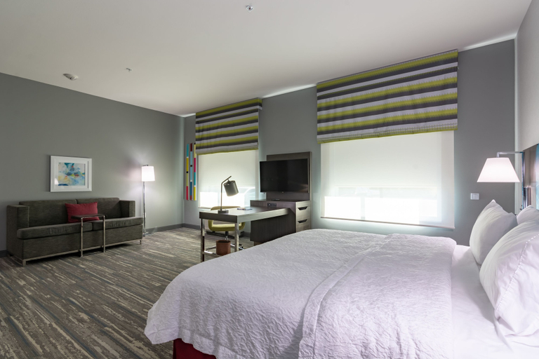 Bedroom 3, Hampton Inn & Suites Dallas East, Dallas