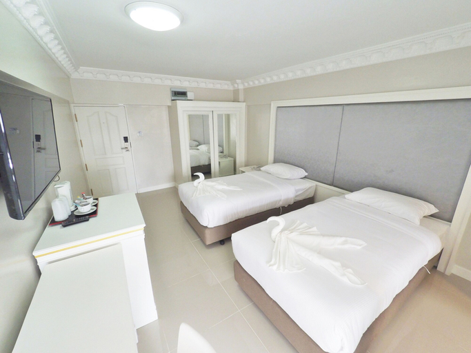 Bedroom 5, Romance Hotel Sukhumvit 97, Phra Khanong