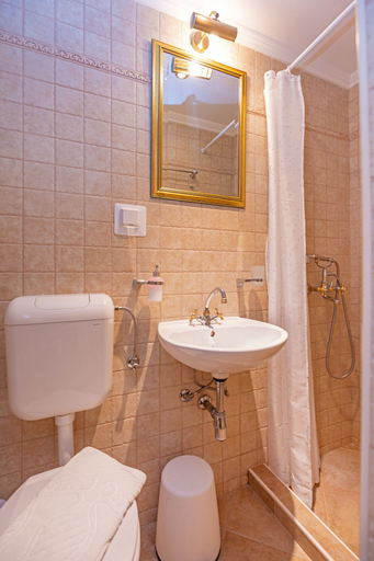 Bathroom 3, Apartments Cathedral, Dubrovnik
