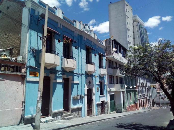 Exterior & Views 2, Guesthouse Nelson, Quito